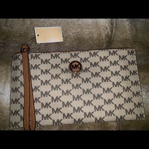 Michael Kors clutch